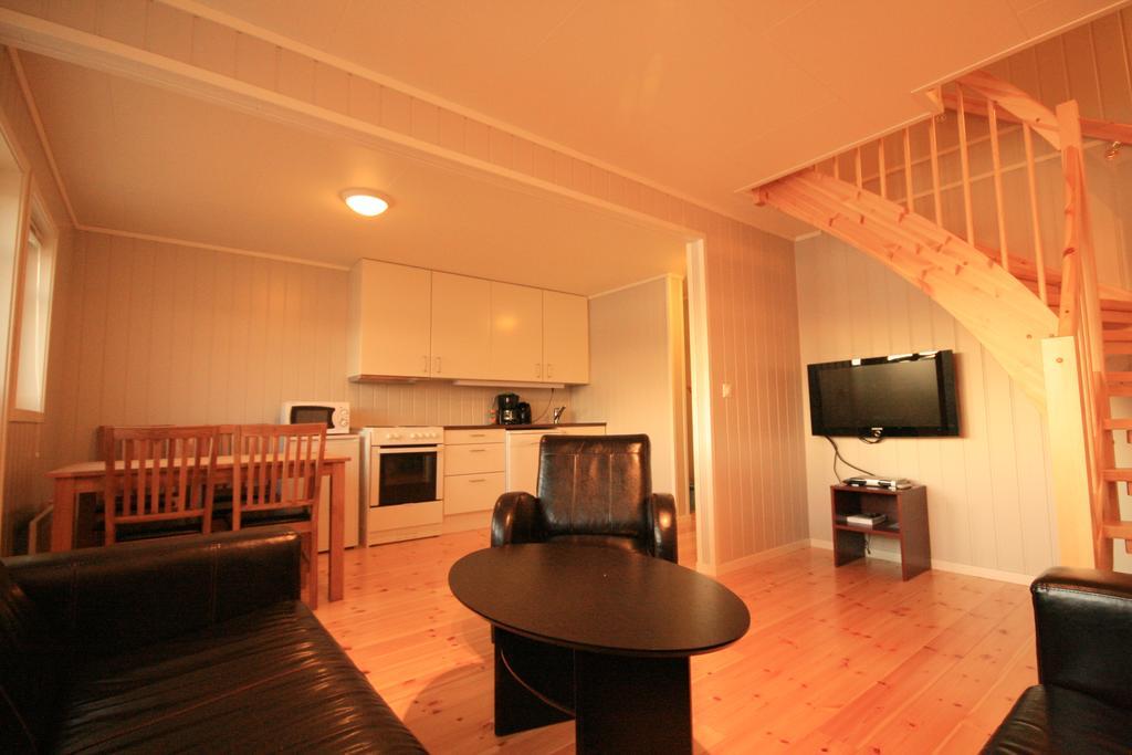 Honningsvåg Sarnes Seaside Cabins מראה חיצוני תמונה